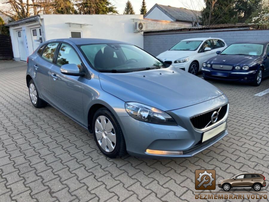 Arcuri volvo v40 2008