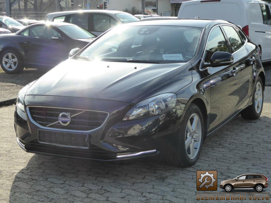 Arcuri volvo v40 2009