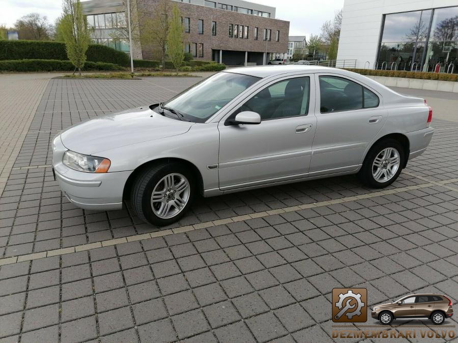 Bara fata volvo s60 2008