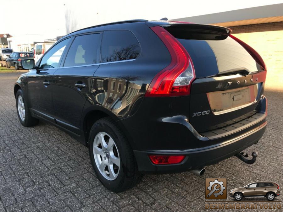 Bara fata volvo xc 60 2013