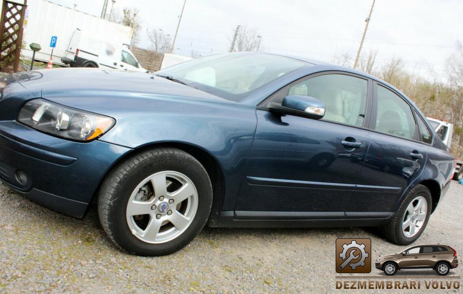 Carlig tractare volvo s40 2008