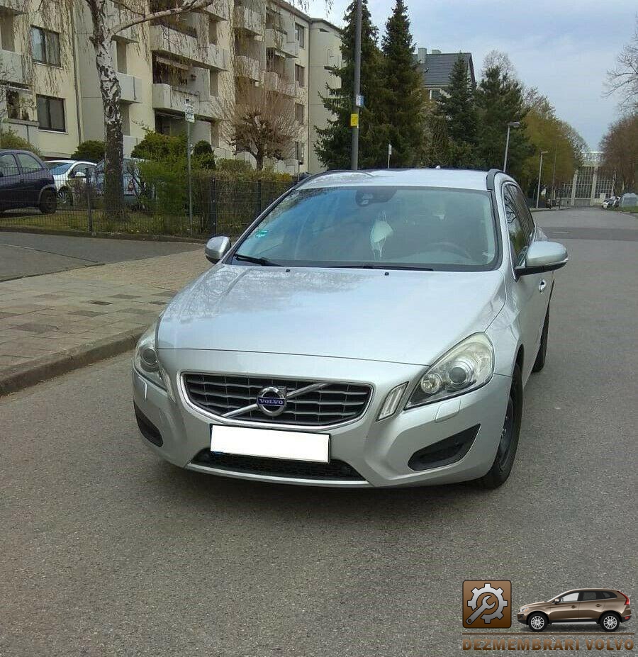 Proiectoare ceata volvo v60 2010